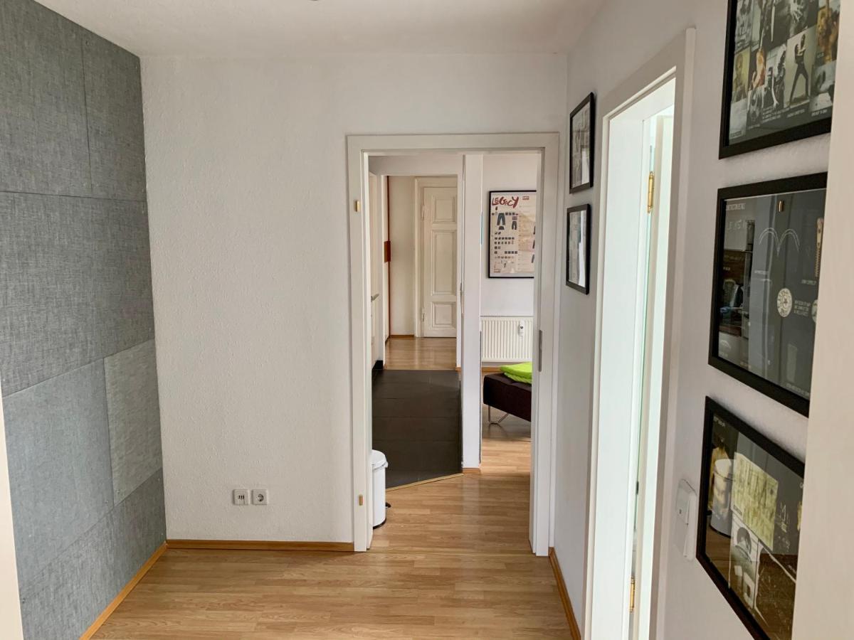 Charmante Dachgeschoss Wohnung ไลป์ซิก ภายนอก รูปภาพ