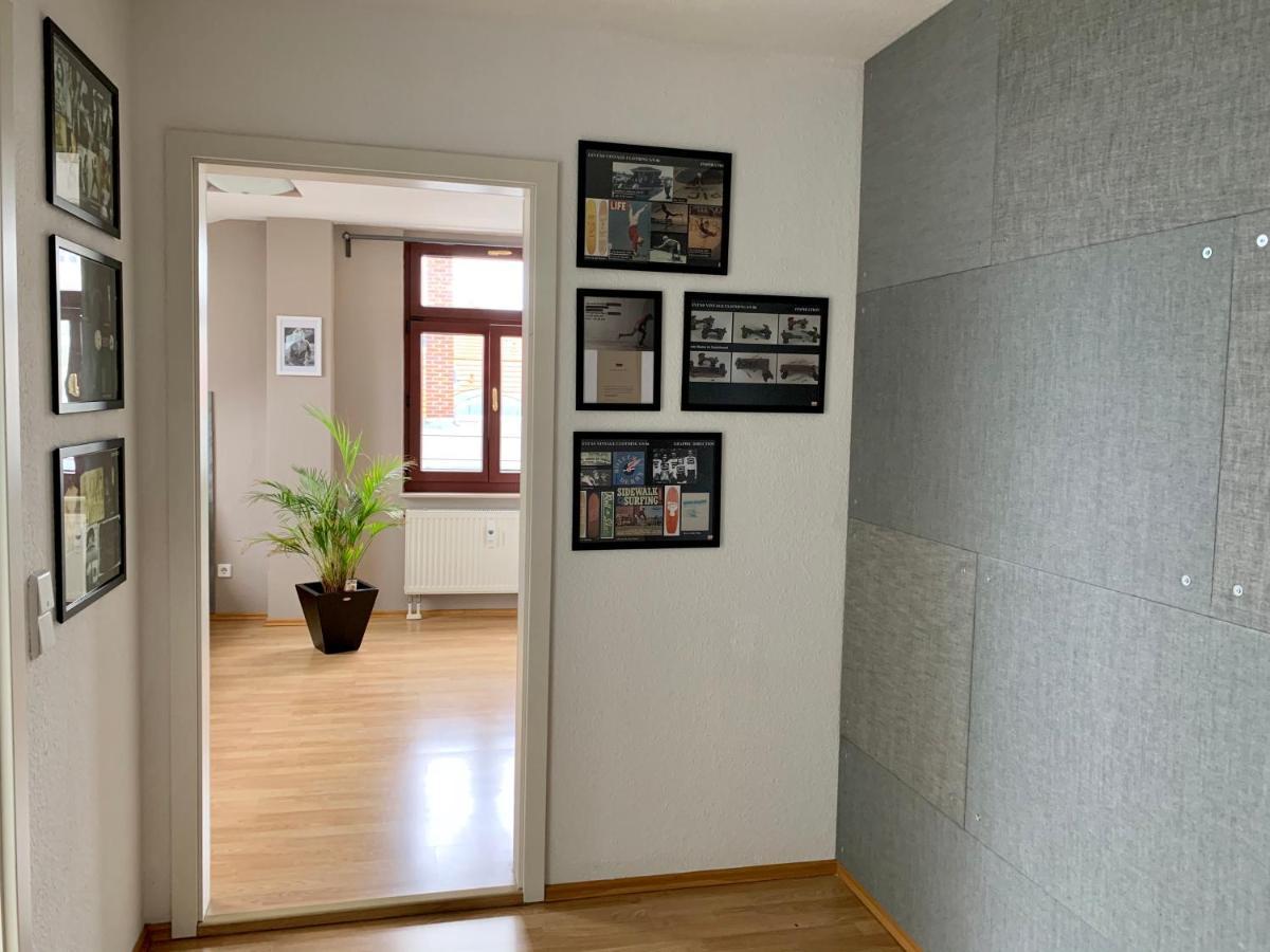 Charmante Dachgeschoss Wohnung ไลป์ซิก ภายนอก รูปภาพ